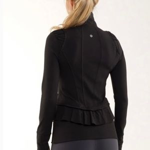 Lululemon City To Yoga Rare Ruffle Jacket